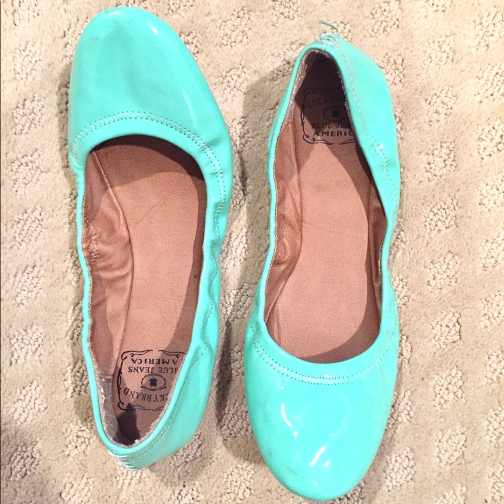 Lucky brand flats